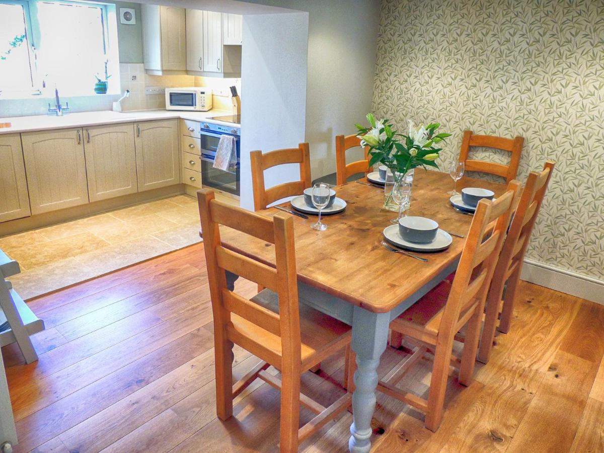 Woodbine Cottage بورتون أُنذ ووتر المظهر الخارجي الصورة